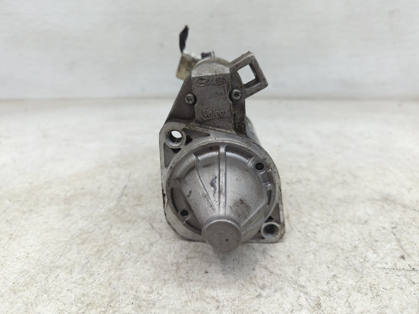 2012-2017 Kia Rio Car Starter Motor Solenoid OEM P/N:1204960 36100-2B110 Fits Fits 2012 2013 2014 2015 2016 2017 OEM Used Au