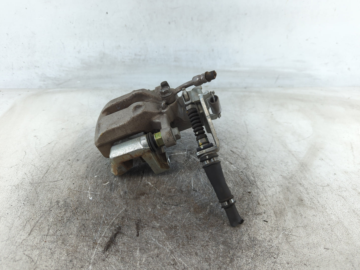 2012-2017 Kia Rio Front Passenger Right Brake Caliper 699974 - Oemusedautoparts1.com