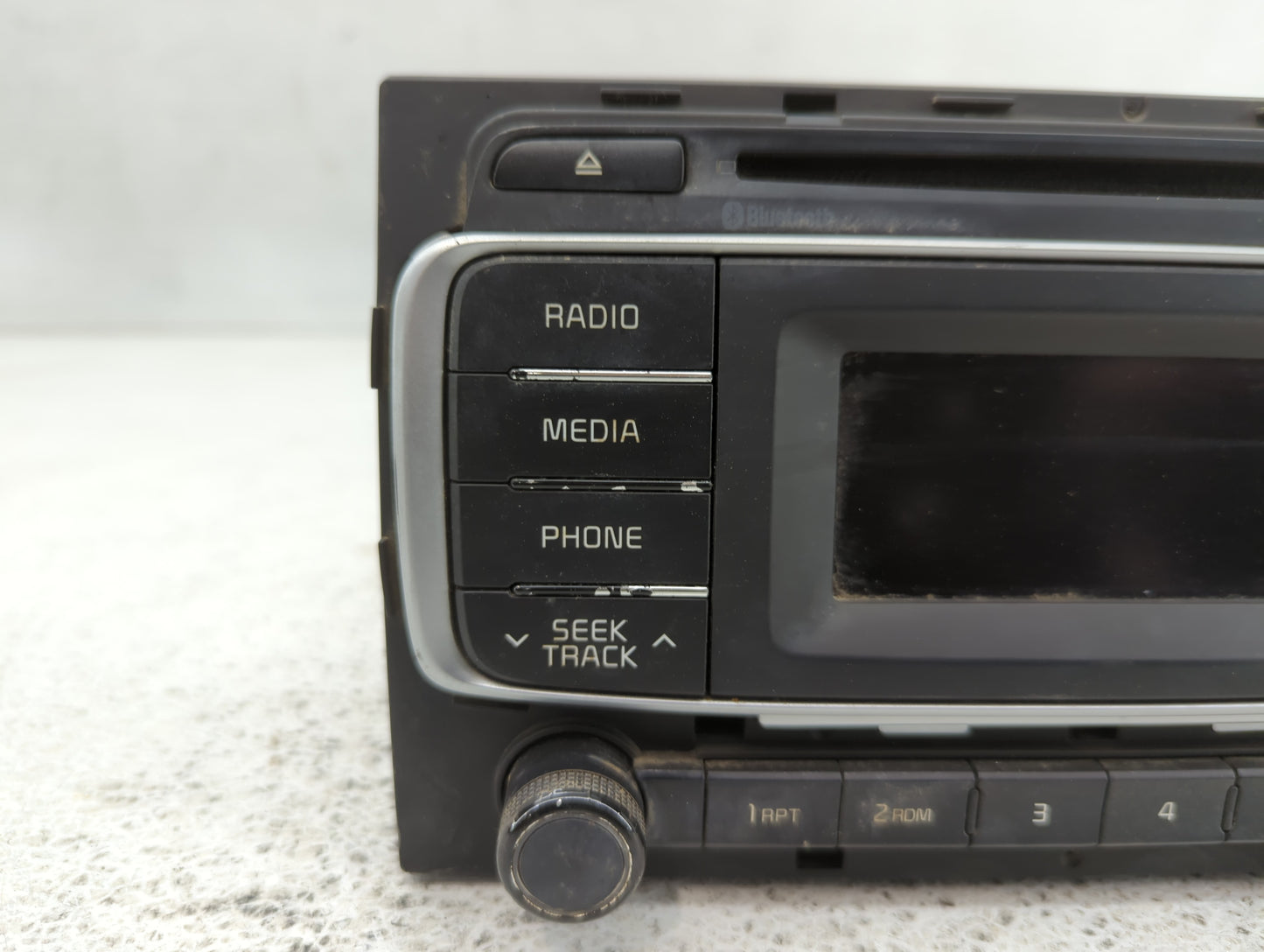 2016-2017 Kia Rio Radio AM FM Cd Player Receiver Replacement P/N:96170-1W960CA Fits Fits 2016 2017 OEM Used Auto Parts - Oem