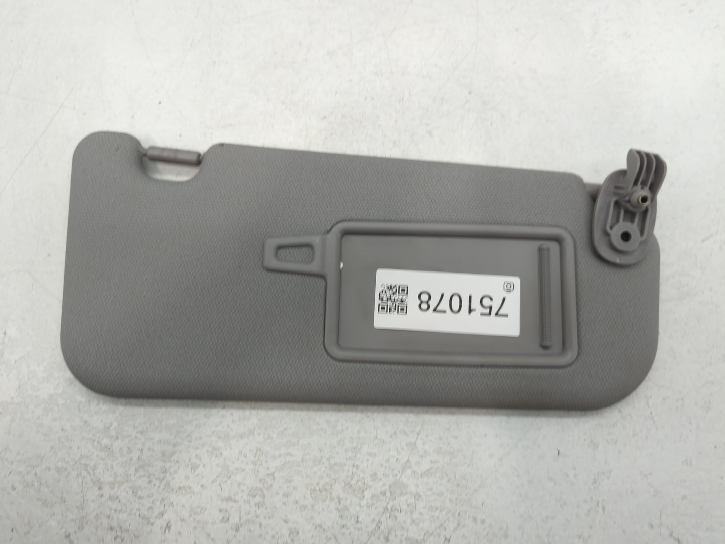 2012-2017 Kia Rio Sun Visor Shade Replacement Passenger Right Mirror Fits Fits 2012 2013 2014 2015 2016 2017 OEM Used Auto P