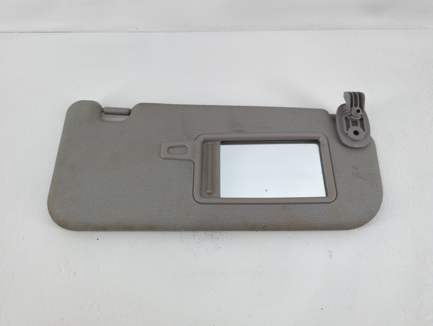 2012-2017 Kia Rio Sun Visor Shade Replacement Passenger Right Mirror Fits Fits 2012 2013 2014 2015 2016 2017 OEM Used Auto P