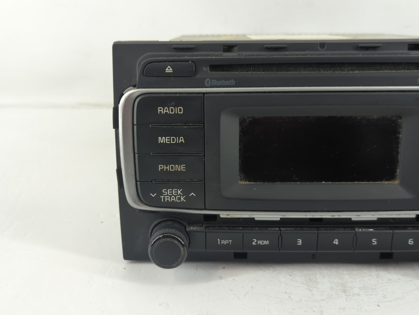 2016-2017 Kia Rio Radio AM FM Cd Player Receiver Replacement P/N:96170-1W960CA Fits Fits 2016 2017 OEM Used Auto Parts - Oem