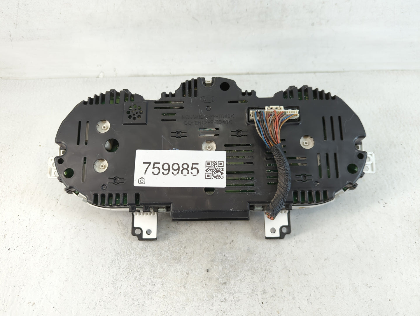 2016-2017 Kia Rio Instrument Cluster Speedometer Gauges P/N:94024-1W770 Fits Fits 2016 2017 OEM Used Auto Parts - Oemusedaut