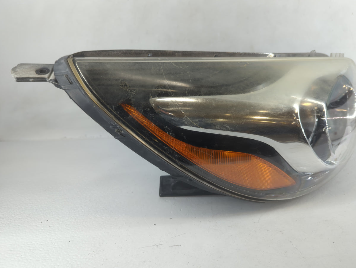 2012-2017 Kia Rio Passenger Right Oem Head Light Headlight Lamp 760693 - Oemusedautoparts1.com