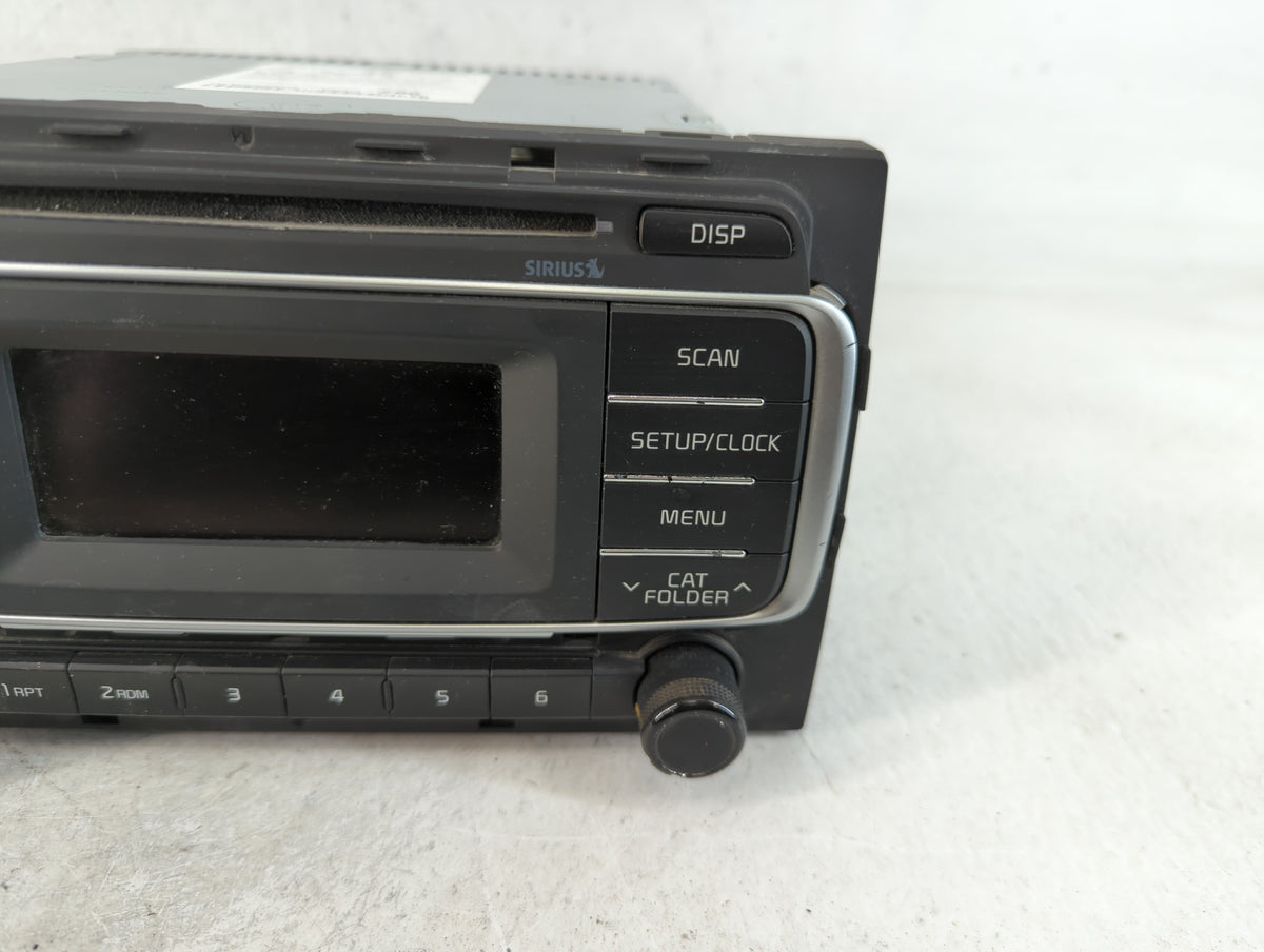 2016-2017 Kia Rio Am Fm Cd Player Radio Receiver 761262 - Oemusedautoparts1.com
