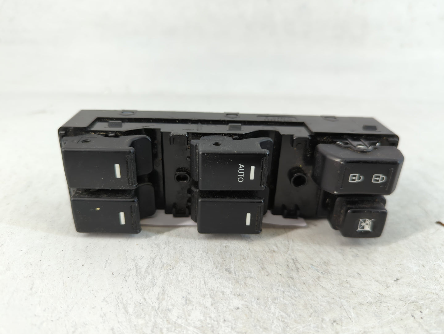 2016-2017 Kia Rio Master Power Window Switch Replacement Driver Side Left Fits Fits 2016 2017 OEM Used Auto Parts - Oemuseda