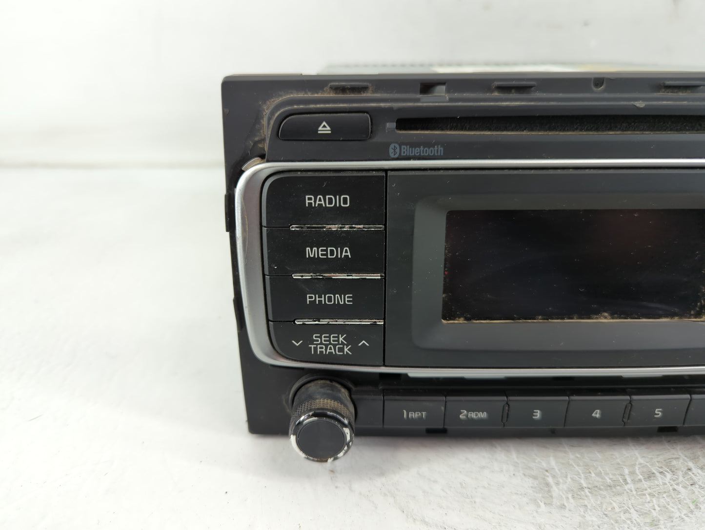 2016-2017 Kia Rio Radio AM FM Cd Player Receiver Replacement P/N:96170-1W960CA Fits Fits 2016 2017 OEM Used Auto Parts - Oem