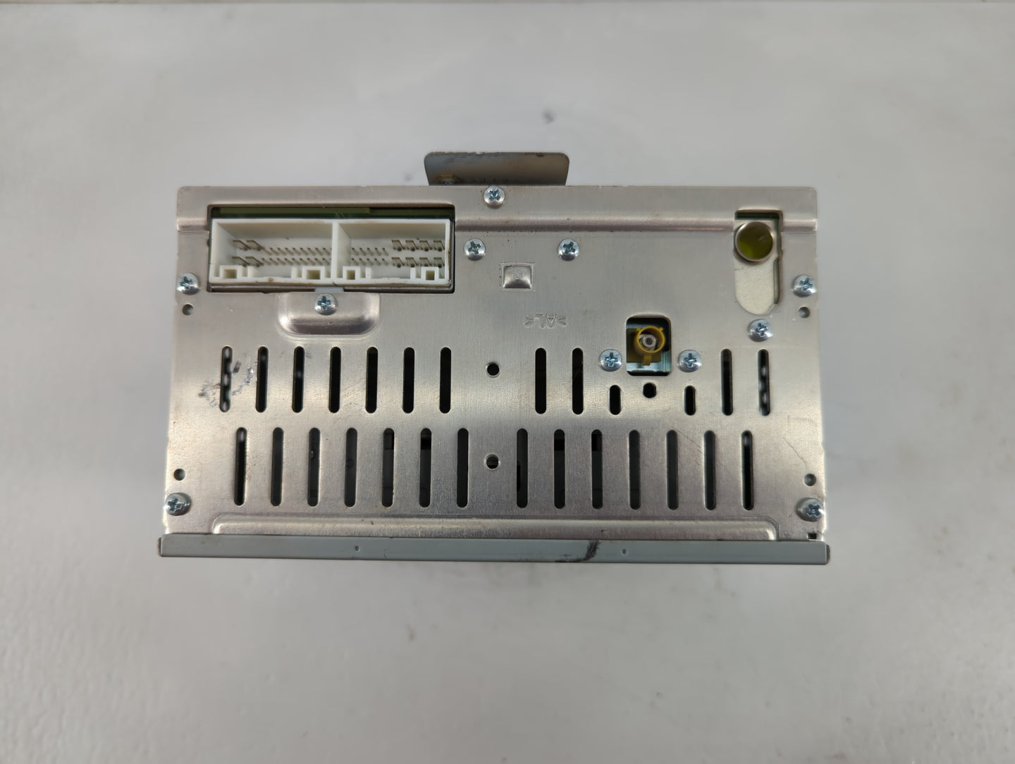 2016-2017 Kia Rio Radio AM FM Cd Player Receiver Replacement P/N:96170-1W960CA Fits Fits 2016 2017 OEM Used Auto Parts - Oem