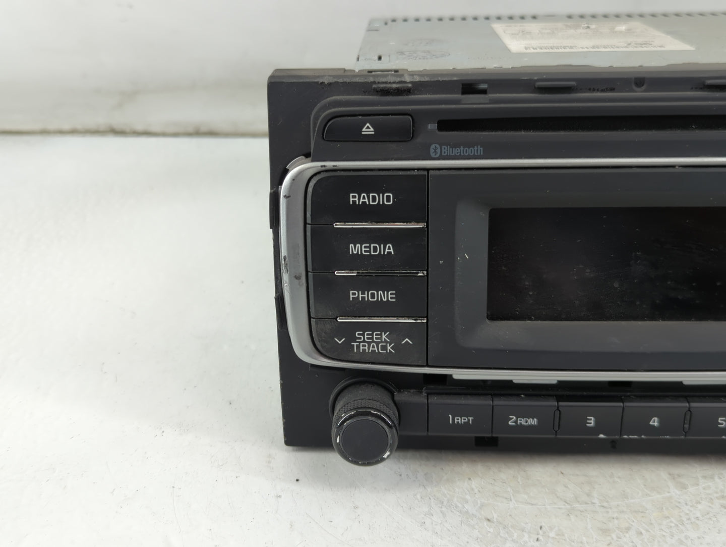 2016-2017 Kia Rio Radio AM FM Cd Player Receiver Replacement P/N:961701W960CA Fits Fits 2016 2017 OEM Used Auto Parts - Oemu