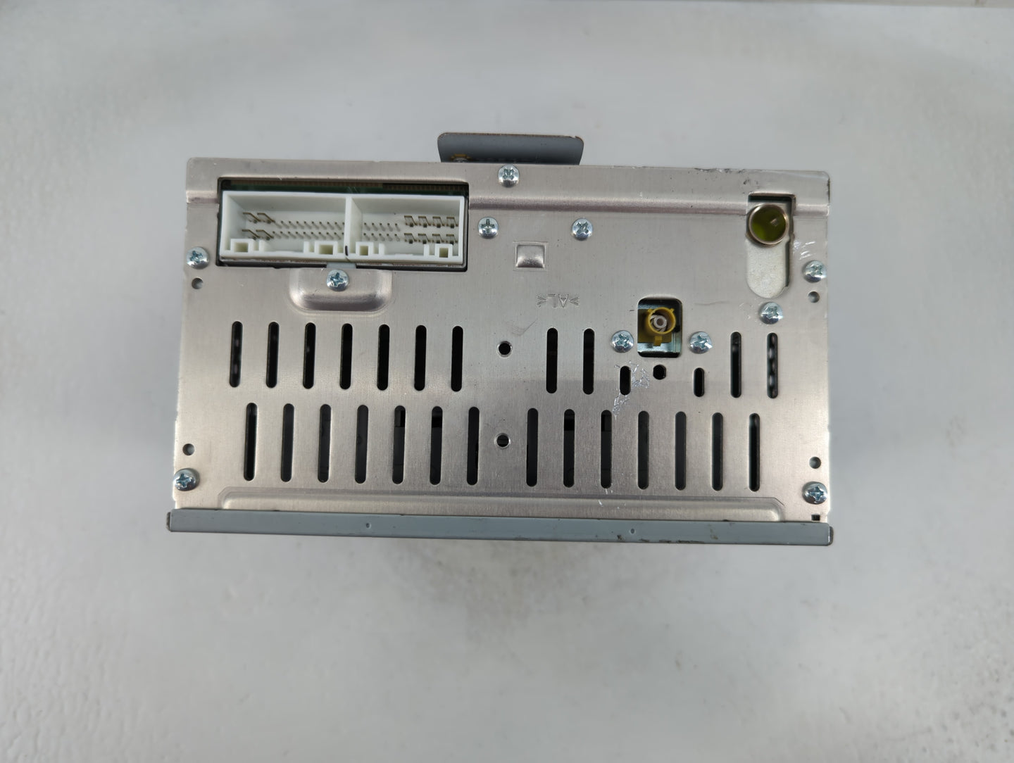 2016-2017 Kia Rio Radio AM FM Cd Player Receiver Replacement P/N:961701W960CA Fits Fits 2016 2017 OEM Used Auto Parts - Oemu