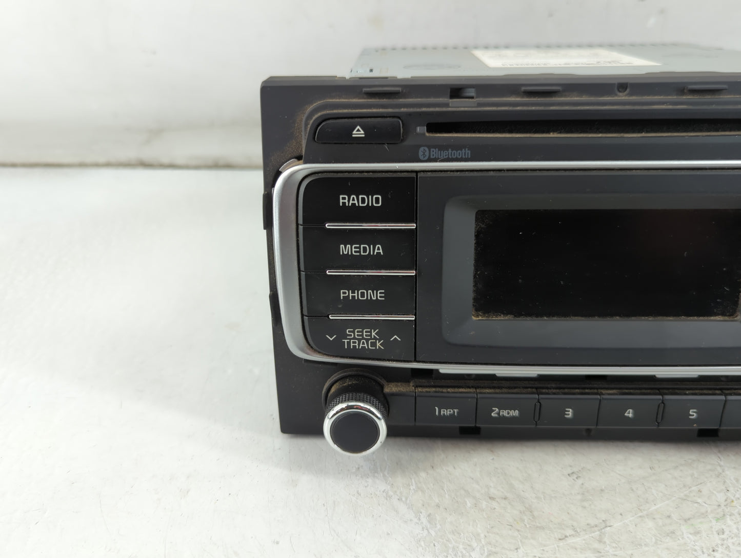 2016-2017 Kia Rio Radio AM FM Cd Player Receiver Replacement P/N:96170-1W960CA Fits Fits 2016 2017 OEM Used Auto Parts - Oem