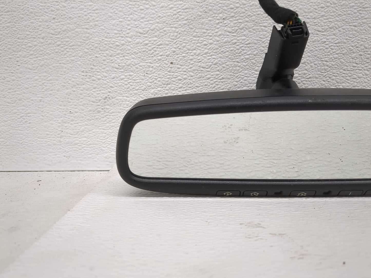 2015-2020 Kia Sedona Interior Rear View Mirror Replacement OEM P/N:E11026006 Fits OEM Used Auto Parts - Oemusedautoparts1.co