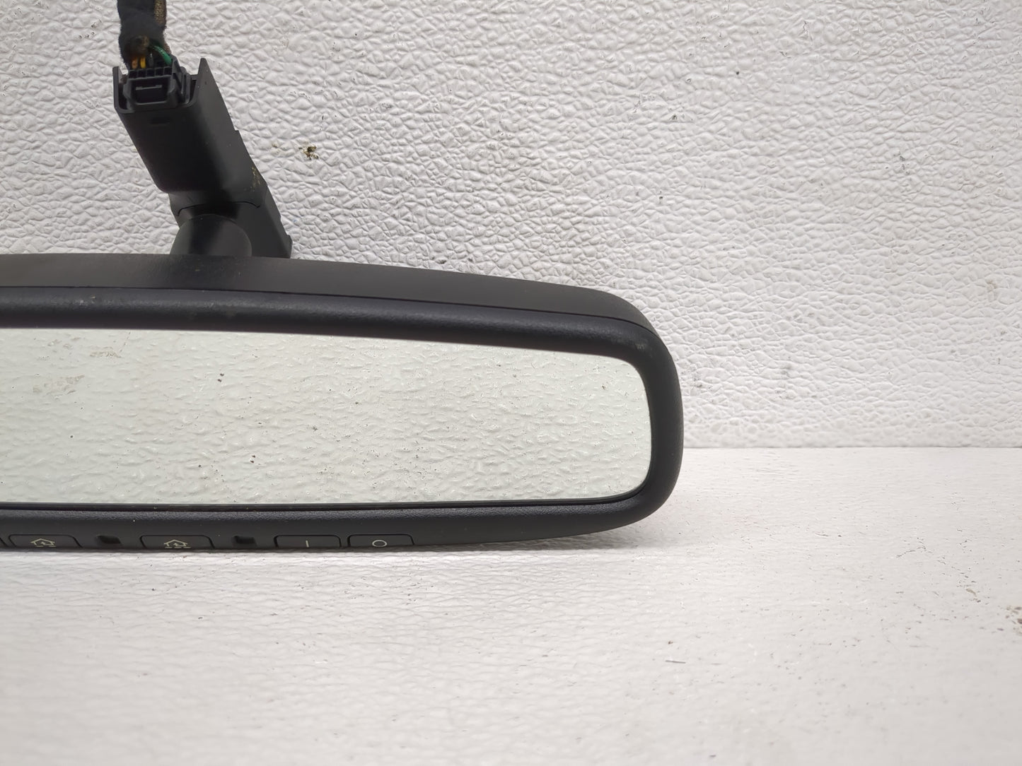 2015-2020 Kia Sedona Interior Rear View Mirror Replacement OEM P/N:E11026006 Fits OEM Used Auto Parts - Oemusedautoparts1.co