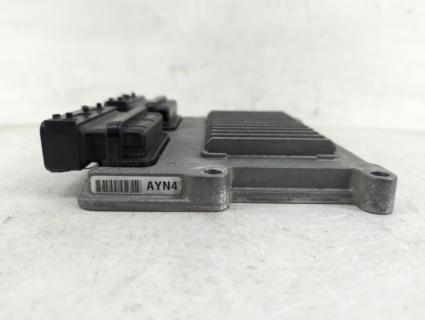2016-2018 Kia Sedona PCM Engine Control Computer ECU ECM PCU OEM P/N:39100-3CYN4 Fits Fits 2016 2017 2018 OEM Used Auto Part