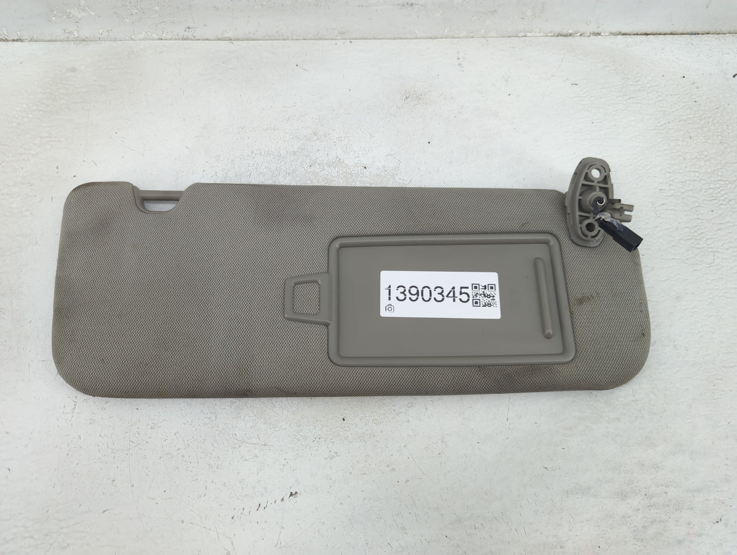2015-2020 Kia Sedona Sun Visor Shade Replacement Passenger Right Mirror Fits Fits 2015 2016 2017 2018 2019 2020 OEM Used Aut
