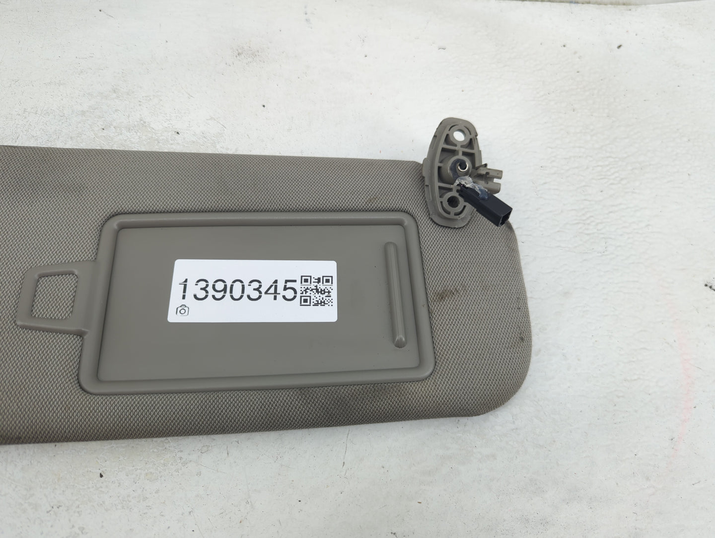 2015-2020 Kia Sedona Sun Visor Shade Replacement Passenger Right Mirror Fits Fits 2015 2016 2017 2018 2019 2020 OEM Used Aut