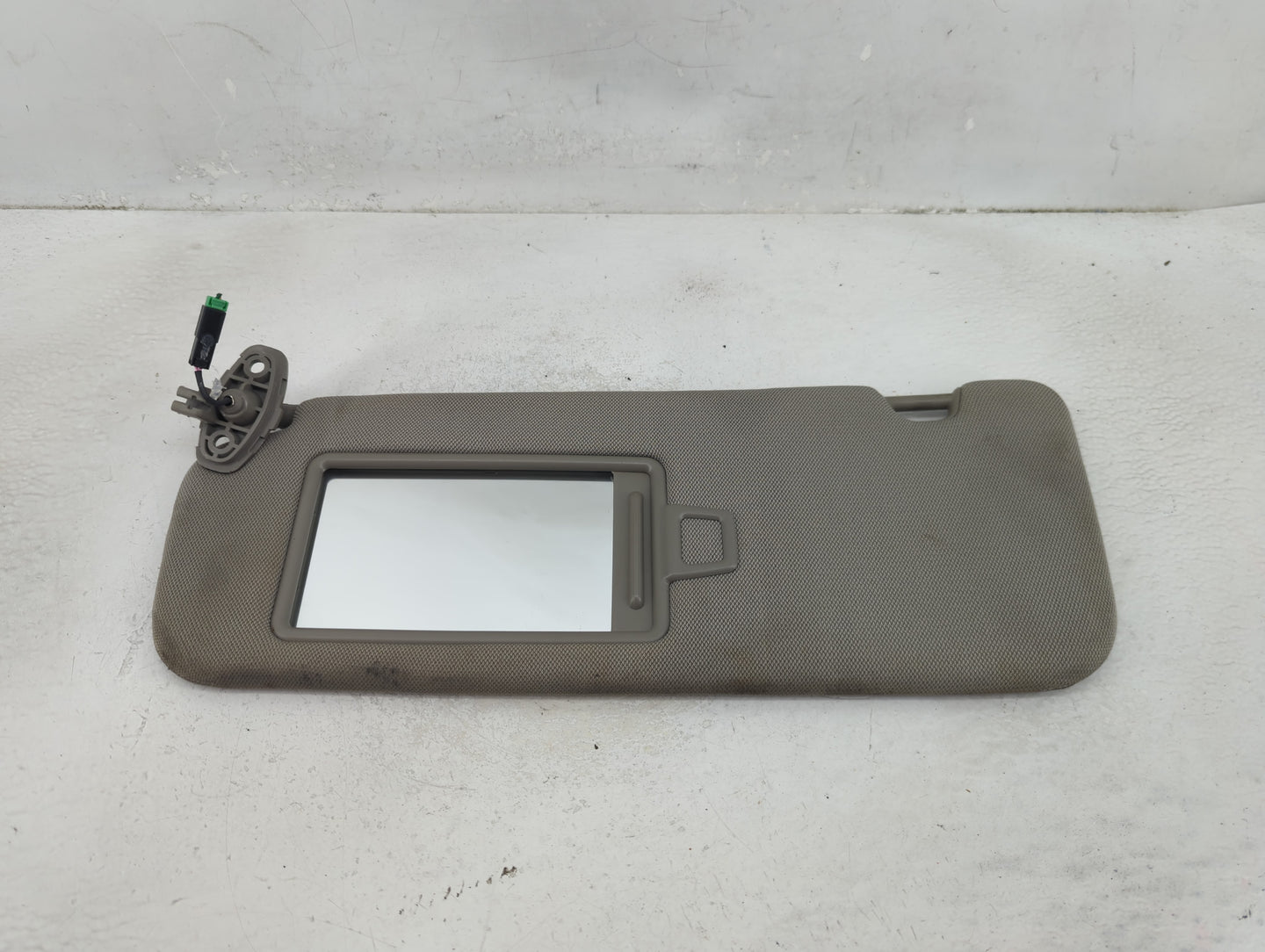 2015-2020 Kia Sedona Sun Visor Shade Replacement Driver Left Mirror Fits Fits 2015 2016 2017 2018 2019 2020 OEM Used Auto Pa