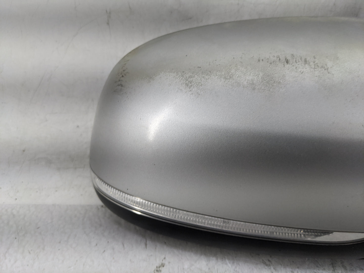 2015-2020 Kia Sedona Passenger Right Side View Manual Door Mirror Silver - Oemusedautoparts1.com