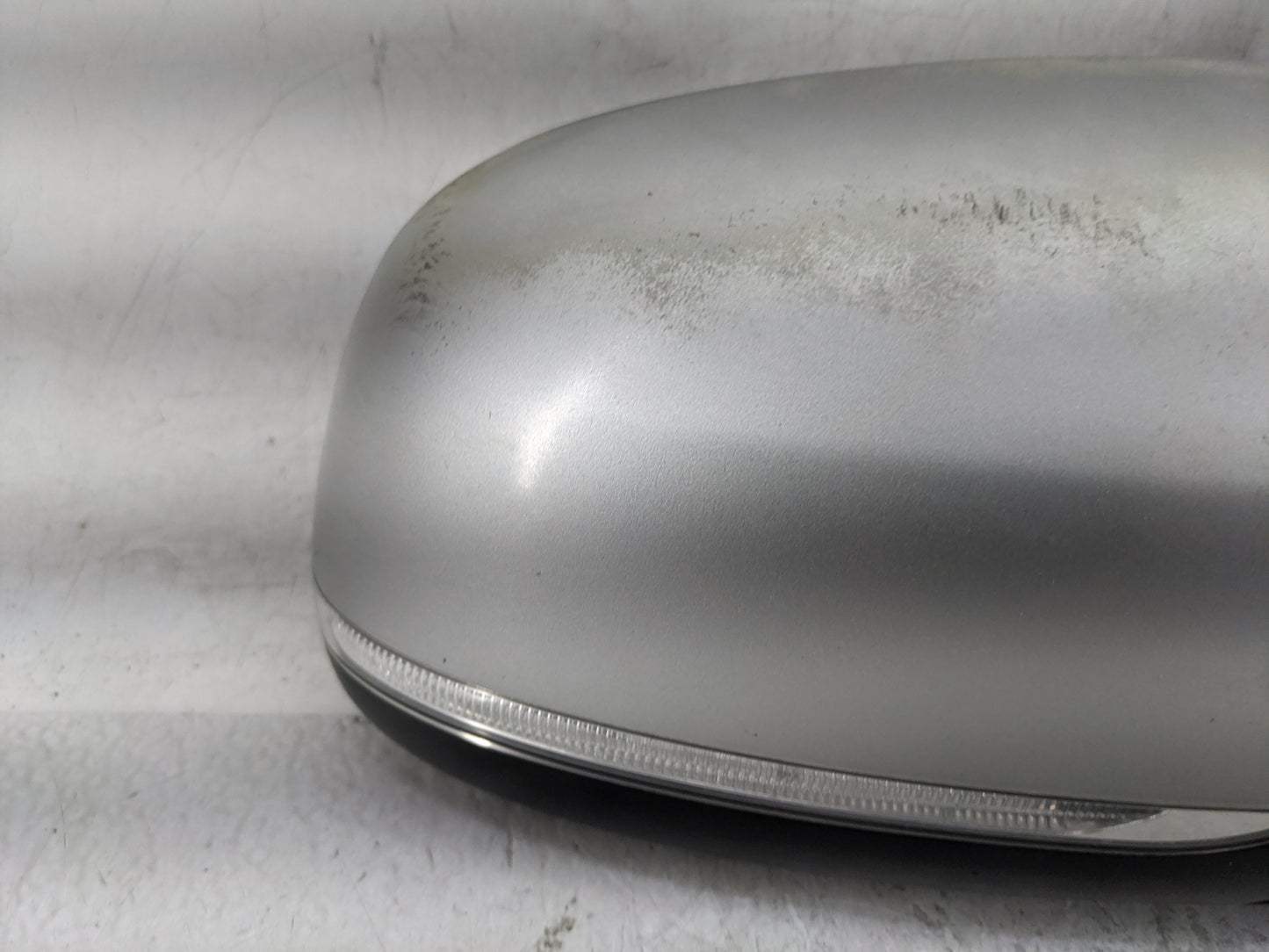2015-2020 Kia Sedona Passenger Right Side View Manual Door Mirror Silver - Oemusedautoparts1.com
