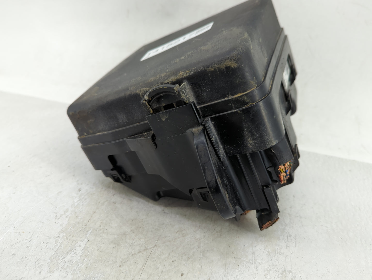 2015-2018 Kia Sedona Fusebox Fuse Box Panel Relay Module Fits Fits 2015 2016 2017 2018 OEM Used Auto Parts - Oemusedautopart