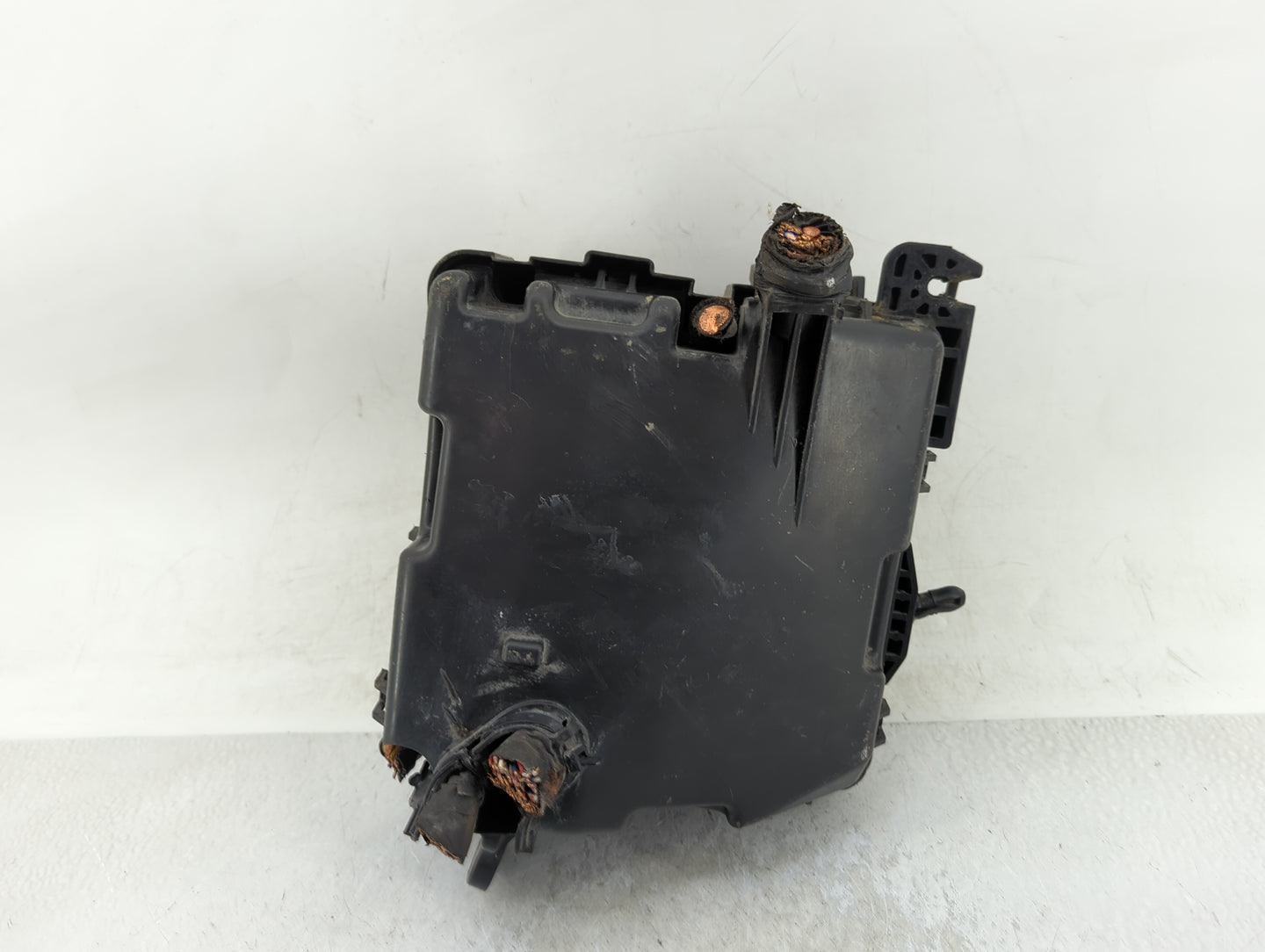 2015-2018 Kia Sedona Fusebox Fuse Box Panel Relay Module Fits Fits 2015 2016 2017 2018 OEM Used Auto Parts - Oemusedautopart