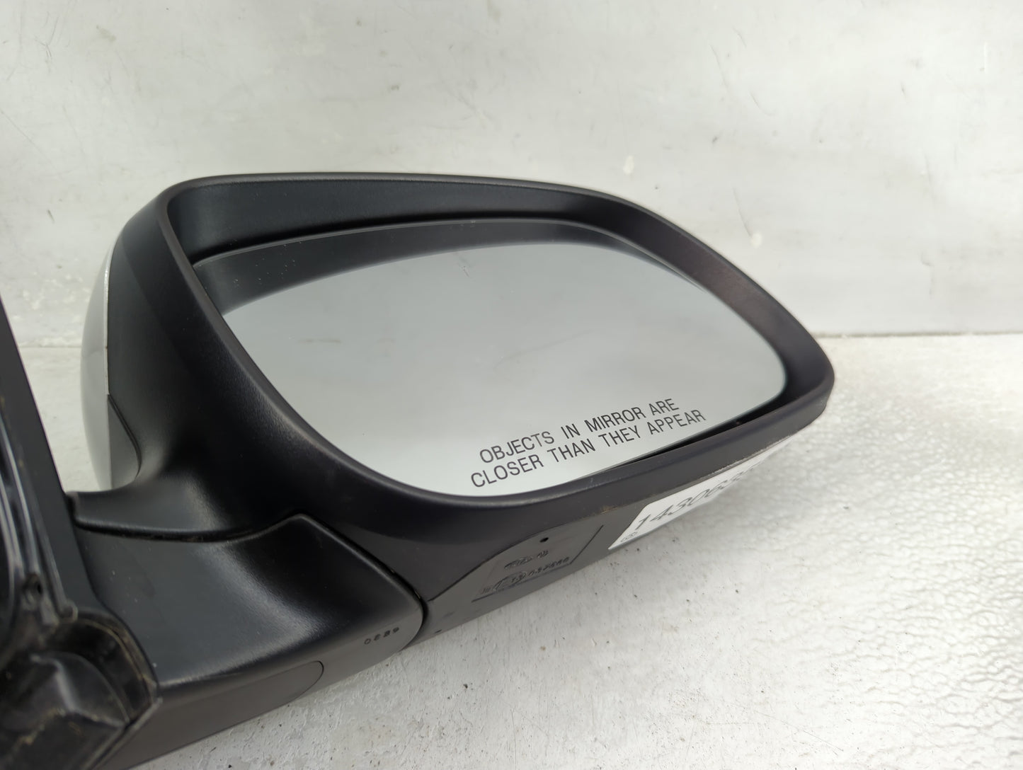 2017-2018 Kia Sedona Passenger Side View Mirror - Right Door Mirror OEM Used - Oemusedautoparts1.com