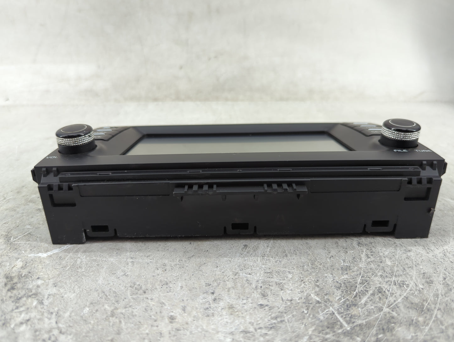 2017 Kia Sedona Information Display Screen - Oemusedautoparts1.com
