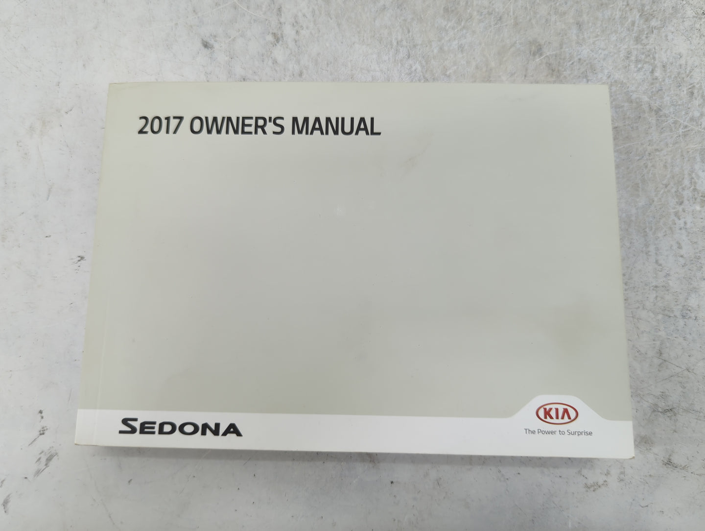 2017 Kia Sedona Owners Manual Book Guide P/N:HA9O-EU64B OEM Used Auto Parts - Oemusedautoparts1.com