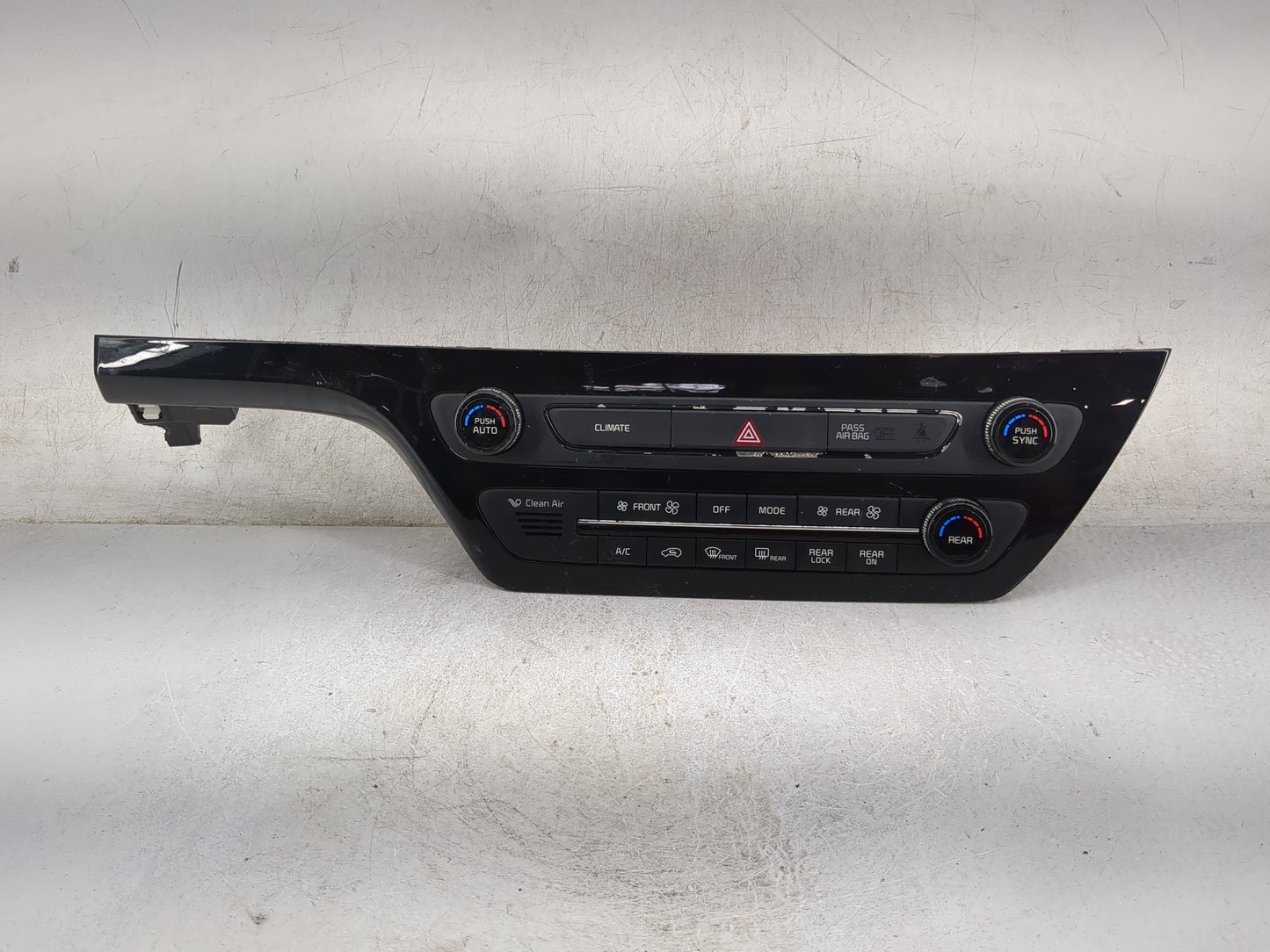 2016-2020 Kia Sedona Climate Control Module Temperature AC/Heater Replacement P/N:97250-A9470 MC47 Fits OEM Used Auto Parts 