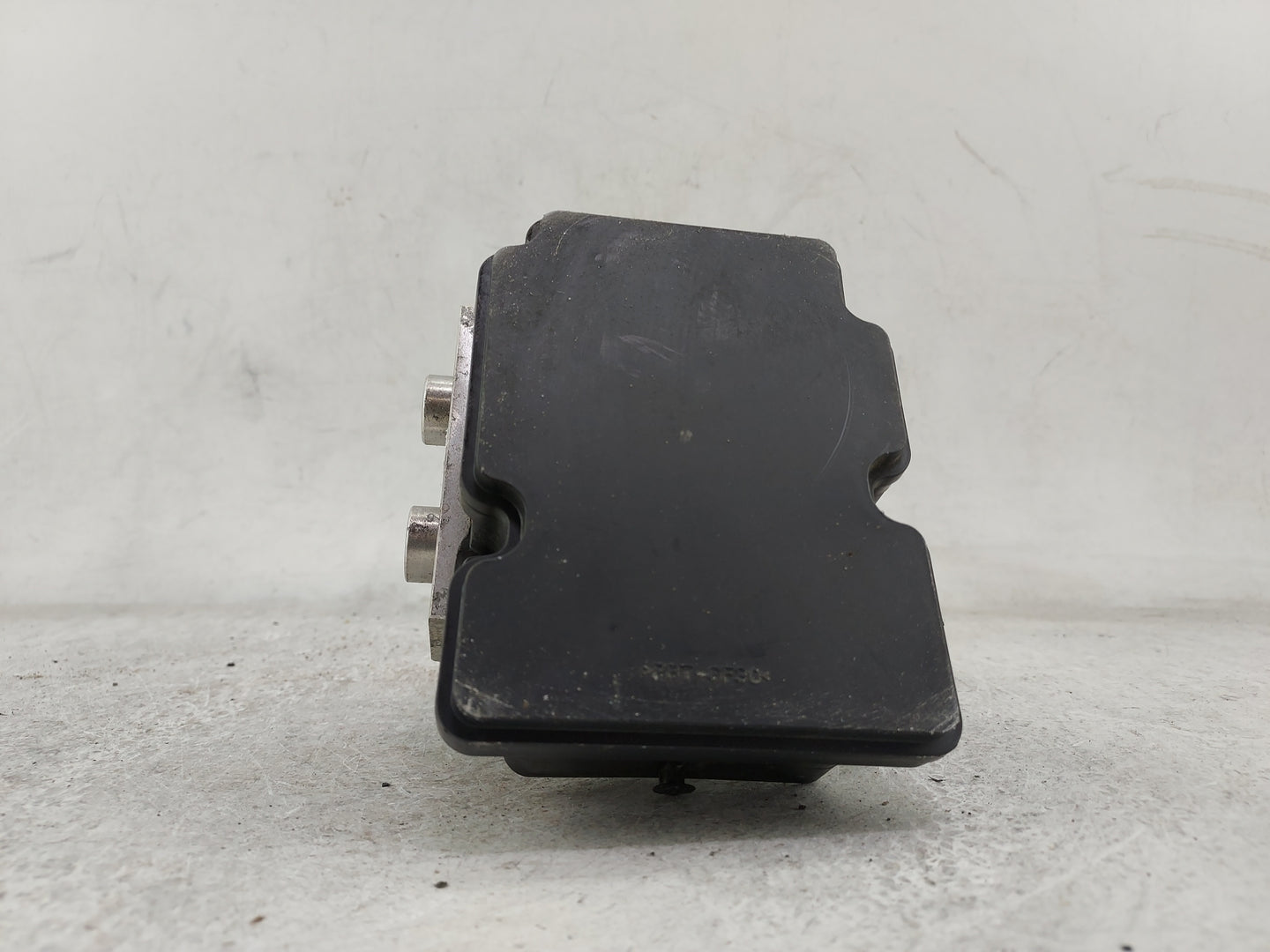 2015-2018 Kia Sedona ABS Pump Control Module Replacement P/N:A9589-30520 58900-A9350 Fits Fits 2015 2016 2017 2018 OEM Used 