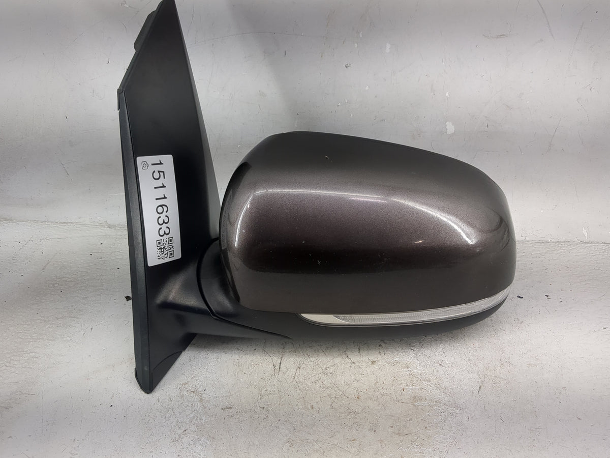 2015-2018 Kia Sedona Driver Side View Mirror - Left Door Mirror OEM Used - Oemusedautoparts1.com