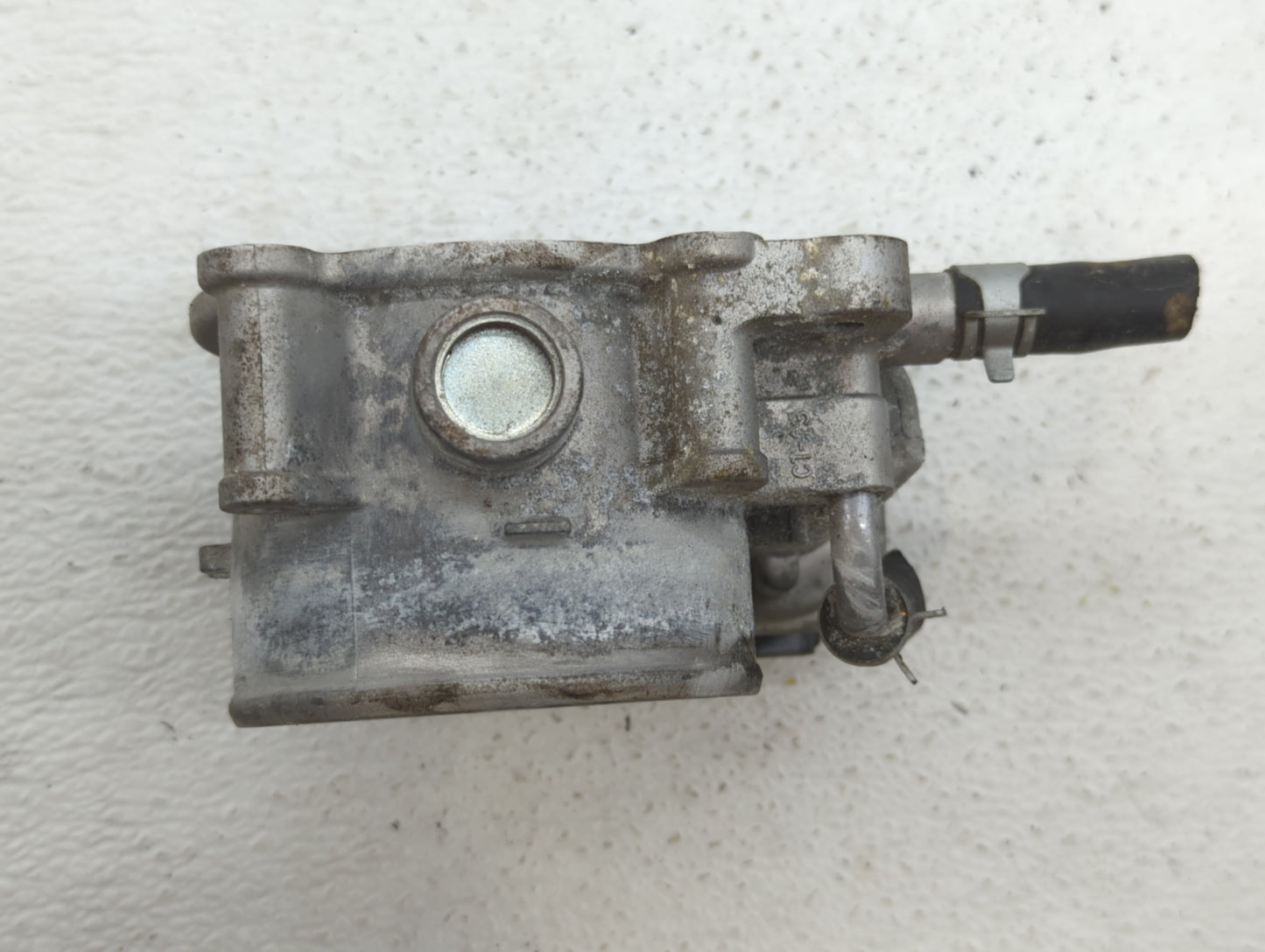 2015-2018 Kia Sedona Throttle Body P/N:5312 7S14 5310 4P18, 35100-3CAA0 Fits Fits 2012 2013 2014 2015 2016 2017 2018 OEM Use