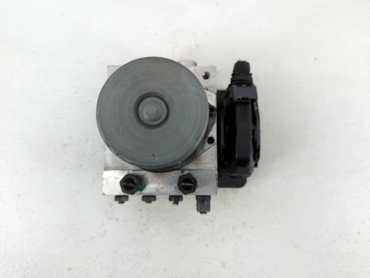 2015-2018 Kia Sedona ABS Pump Control Module Replacement P/N:58920-A9350 Fits Fits 2015 2016 2017 2018 OEM Used Auto Parts -