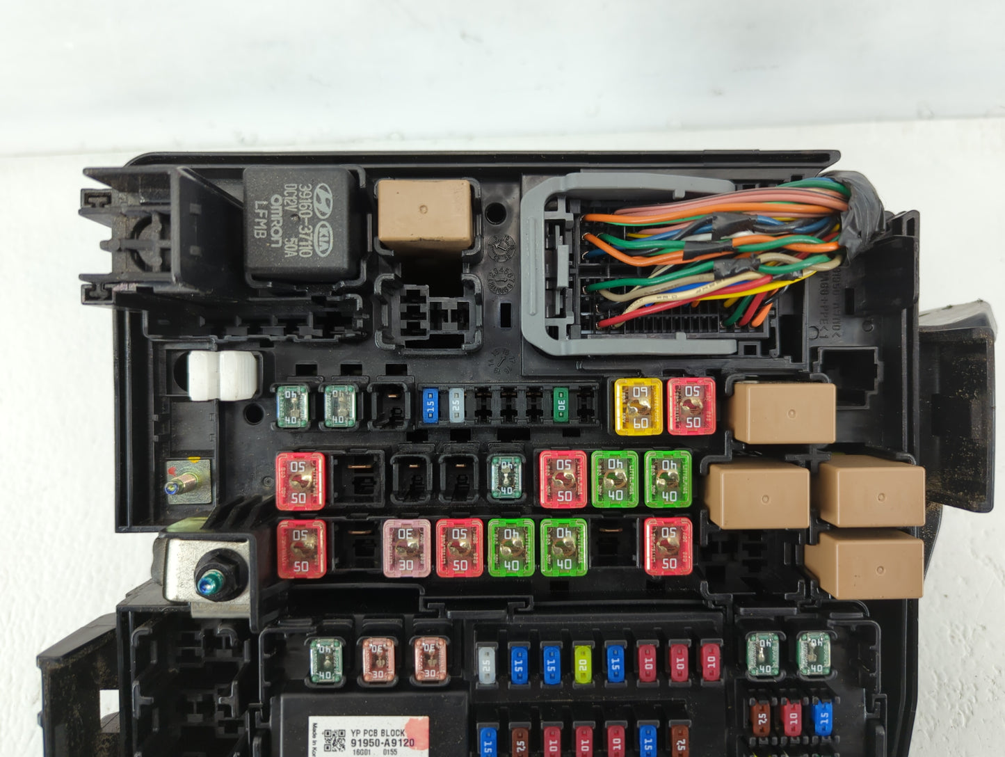 2015-2018 Kia Sedona Fusebox Fuse Box Panel Relay Module P/N:G71601B L1 0055 91219A9392 Fits Fits 2015 2016 2017 2018 OEM Us