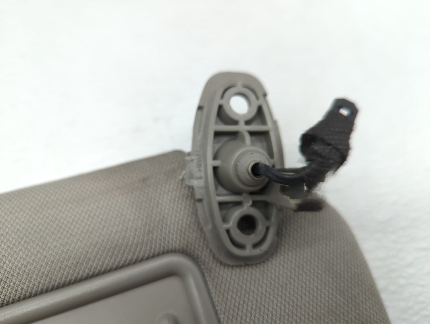 2015-2020 Kia Sedona Sun Visor Shade Replacement Driver Left Mirror Fits Fits 2015 2016 2017 2018 2019 2020 OEM Used Auto Pa