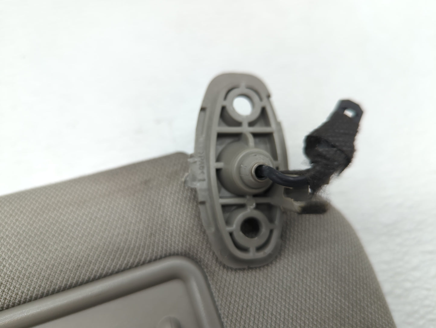 2015-2020 Kia Sedona Sun Visor Shade Replacement Driver Left Mirror Fits Fits 2015 2016 2017 2018 2019 2020 OEM Used Auto Pa