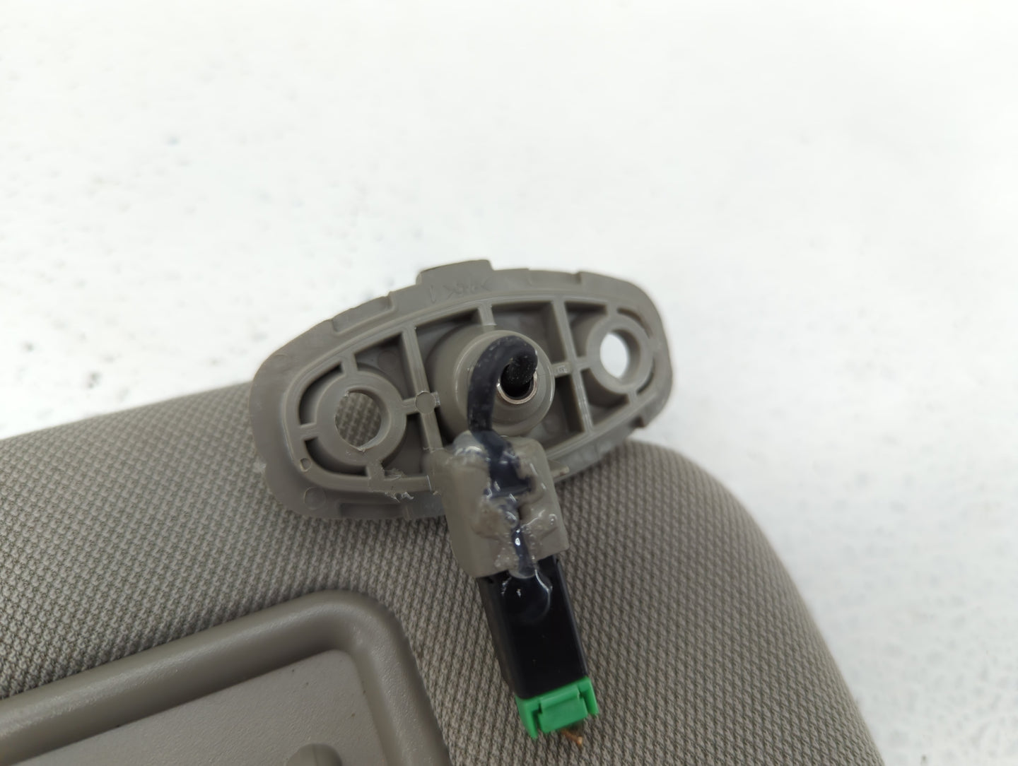 2015-2020 Kia Sedona Sun Visor Shade Replacement Passenger Right Mirror Fits Fits 2015 2016 2017 2018 2019 2020 OEM Used Aut