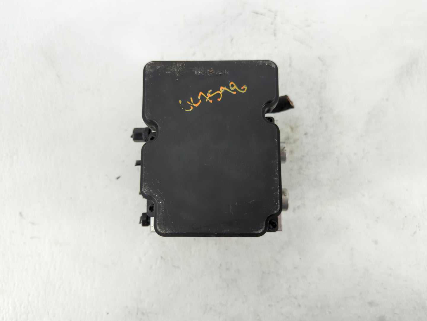 2015-2018 Kia Sedona ABS Pump Control Module Replacement P/N:58920-A9350 Fits Fits 2015 2016 2017 2018 OEM Used Auto Parts -