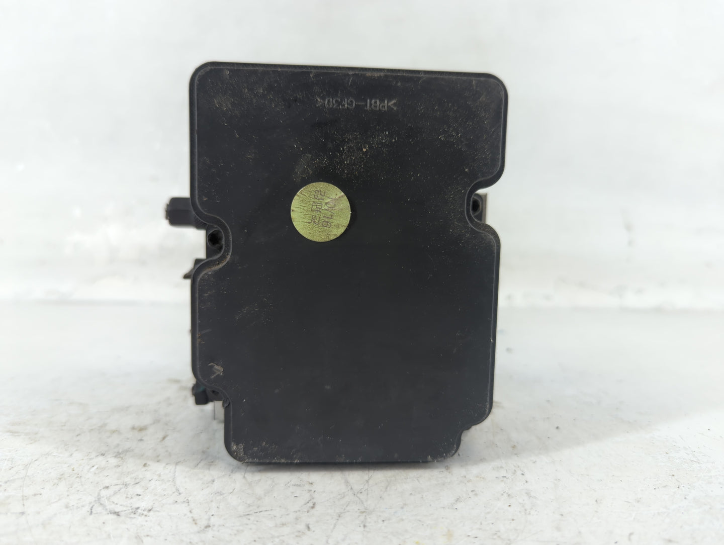 2015-2018 Kia Sedona ABS Pump Control Module Replacement P/N:58920-A9350 Fits Fits 2015 2016 2017 2018 OEM Used Auto Parts -