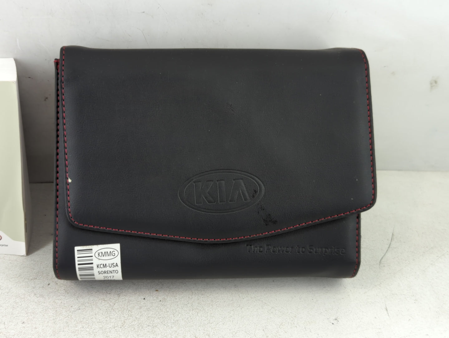 2017 Kia Sorento Owners Manual Book Guide P/N:HXG5-EU6OF OEM Used Auto Parts - Oemusedautoparts1.com