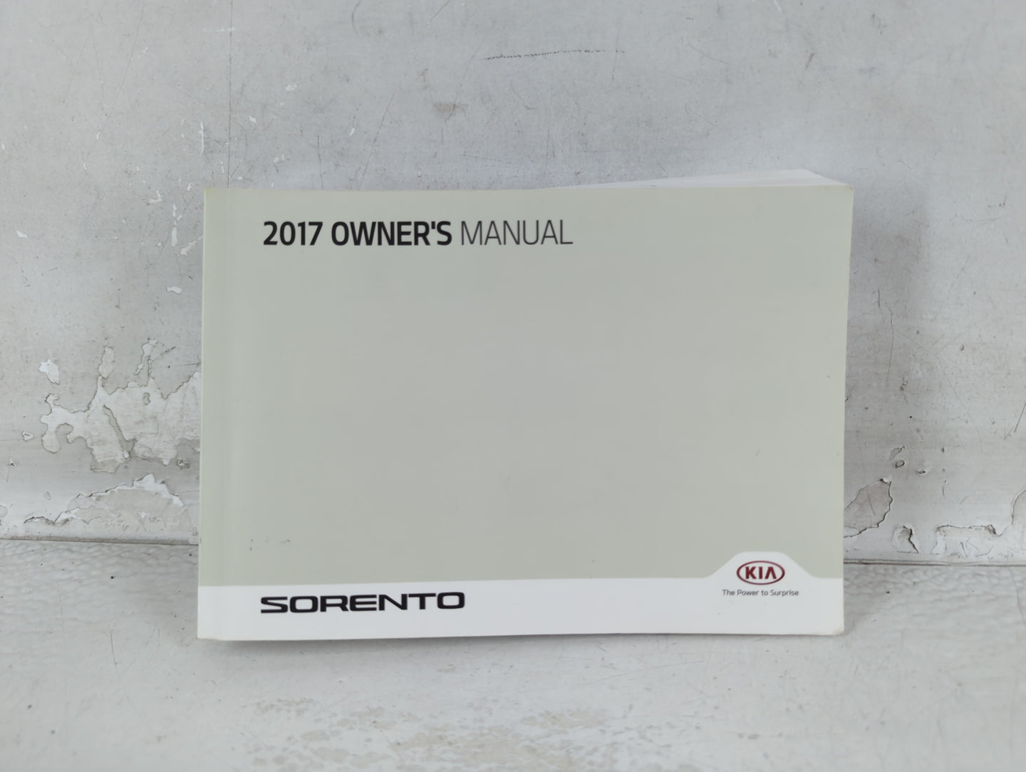 2017 Kia Sorento Owners Manual Book Guide P/N:HXG5-EU68D OEM Used Auto Parts - Oemusedautoparts1.com