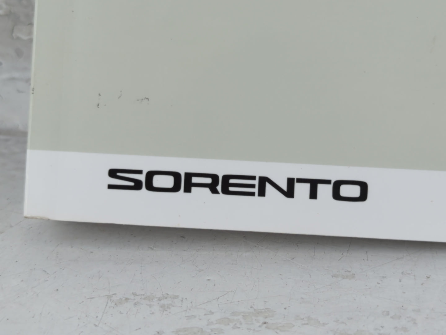 2017 Kia Sorento Owners Manual Book Guide P/N:HXG5-EU68D OEM Used Auto Parts - Oemusedautoparts1.com