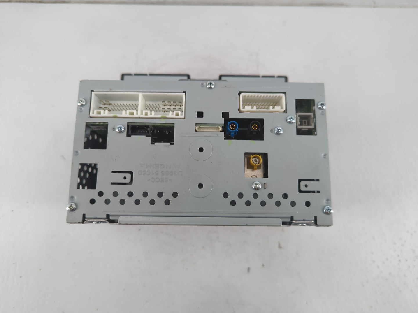 2016-2018 Kia Sorento Radio AM FM Cd Player Receiver Replacement P/N:96180-C6000WK Fits Fits 2016 2017 2018 OEM Used Auto Pa