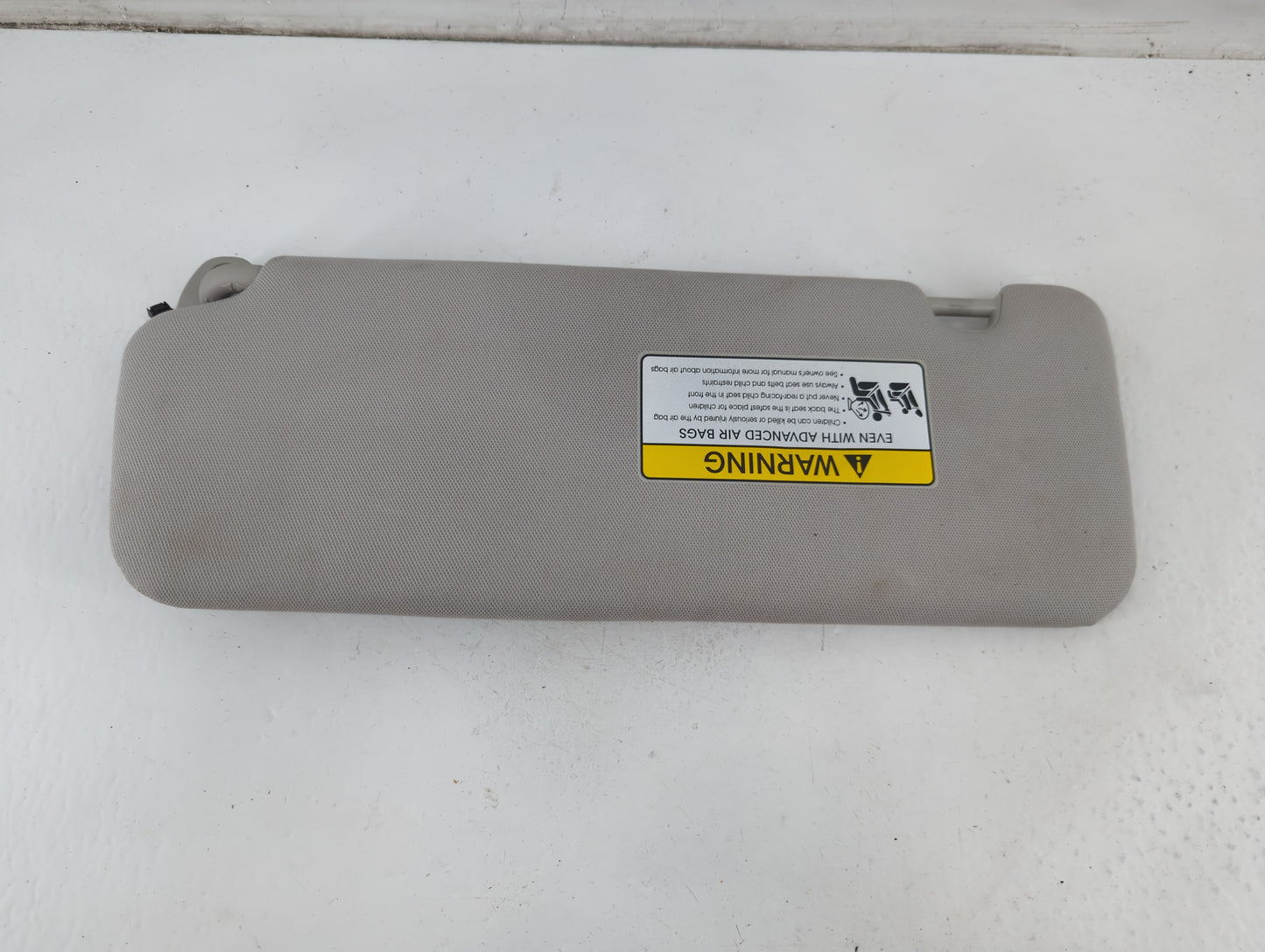 2016-2020 Kia Sorento Sun Visor Shade Replacement Passenger Right Mirror Fits Fits 2016 2017 2018 2019 2020 OEM Used Auto Pa