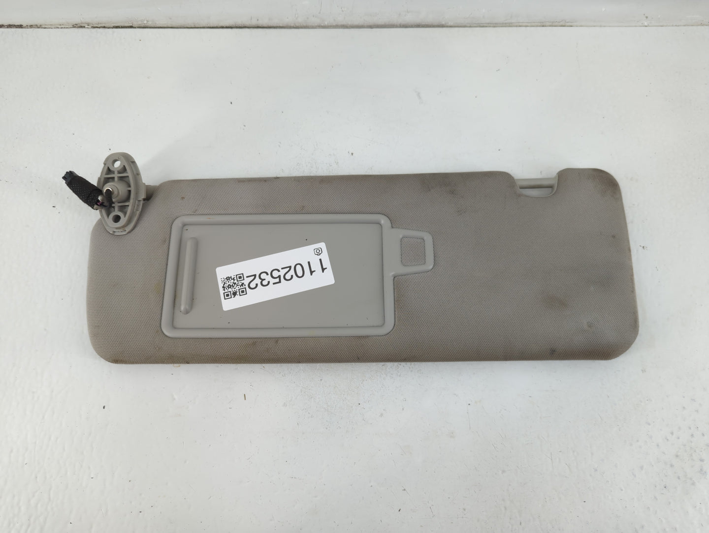 2016-2020 Kia Sorento Sun Visor Shade Replacement Driver Left Mirror Fits Fits 2016 2017 2018 2019 2020 OEM Used Auto Parts 