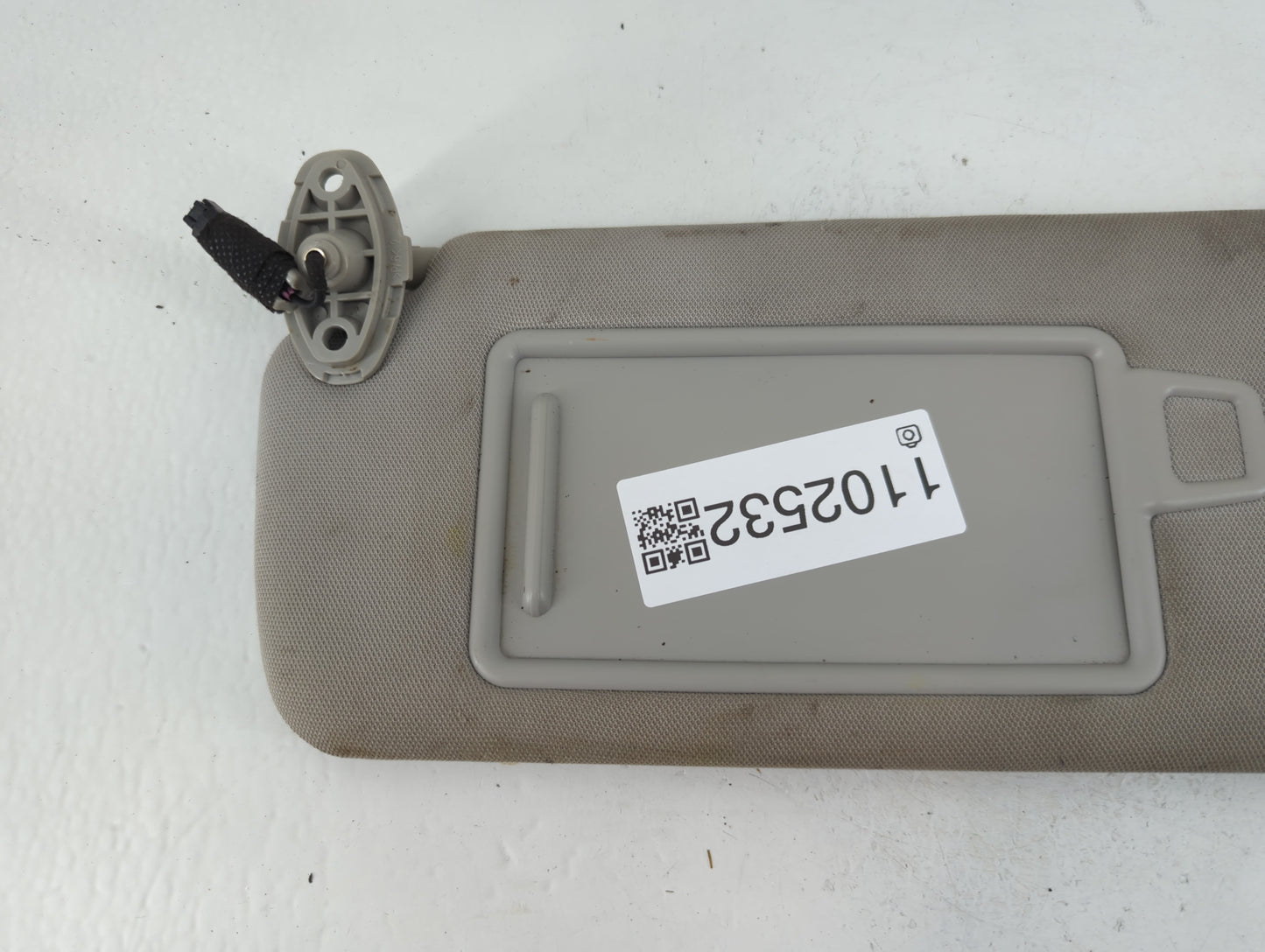 2016-2020 Kia Sorento Sun Visor Shade Replacement Driver Left Mirror Fits Fits 2016 2017 2018 2019 2020 OEM Used Auto Parts 
