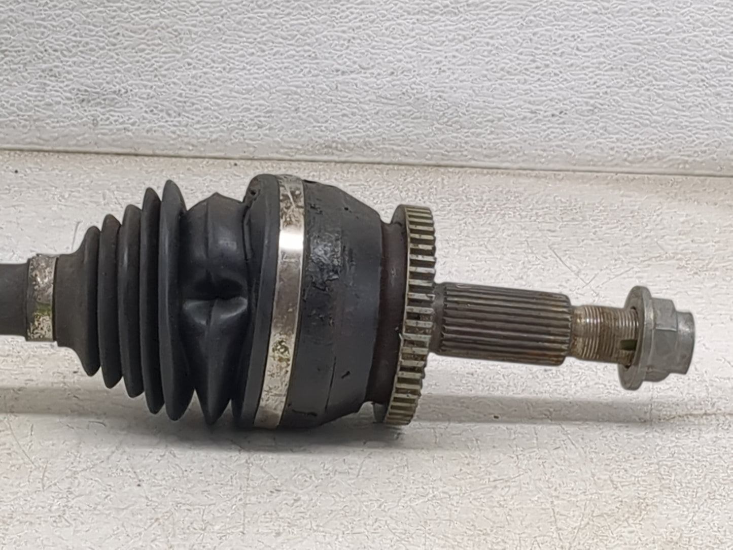 2016-2018 Kia Sorento Axle Shaft Front Passenger Cv C/v 1103795 - Oemusedautoparts1.com