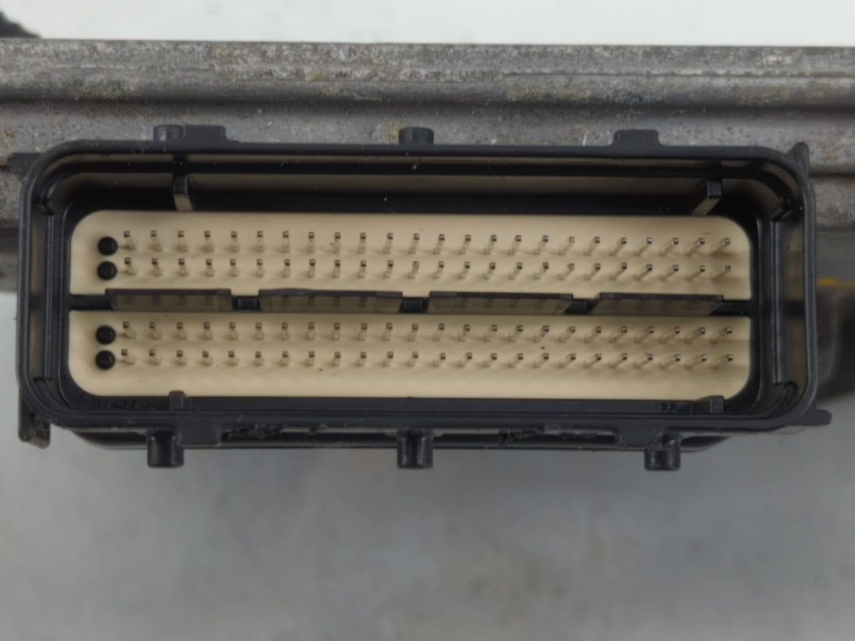 2016-2018 Kia Sorento PCM Engine Control Computer ECU ECM PCU OEM P/N:39111-33CWN1 Fits 2016 2017 2018 OEM Used Auto Parts -