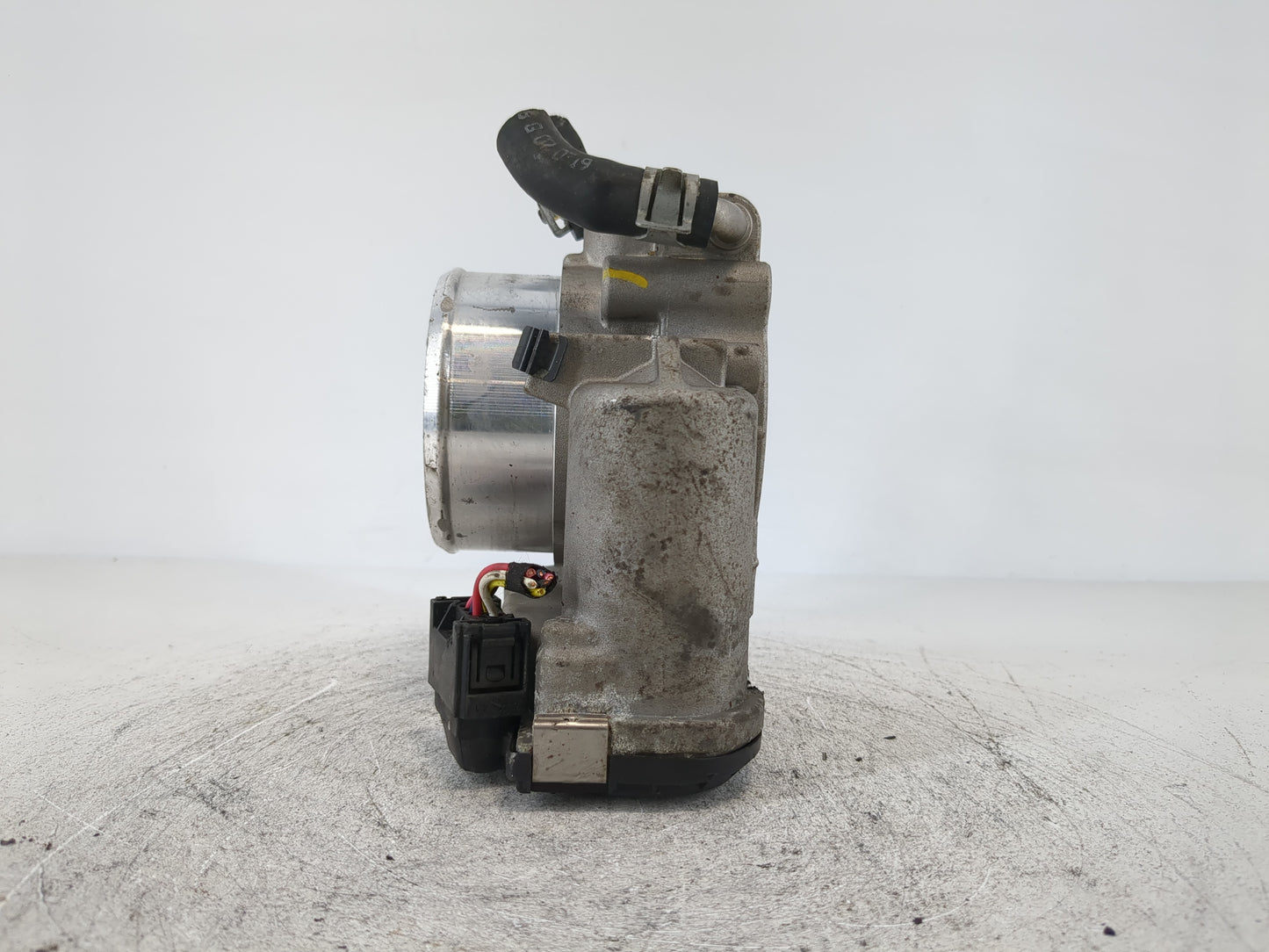 2016-2020 Kia Sorento Throttle Body P/N:35100-2G600 Fits Fits 2015 2016 2017 2018 2019 2020 2021 OEM Used Auto Parts - Oemus