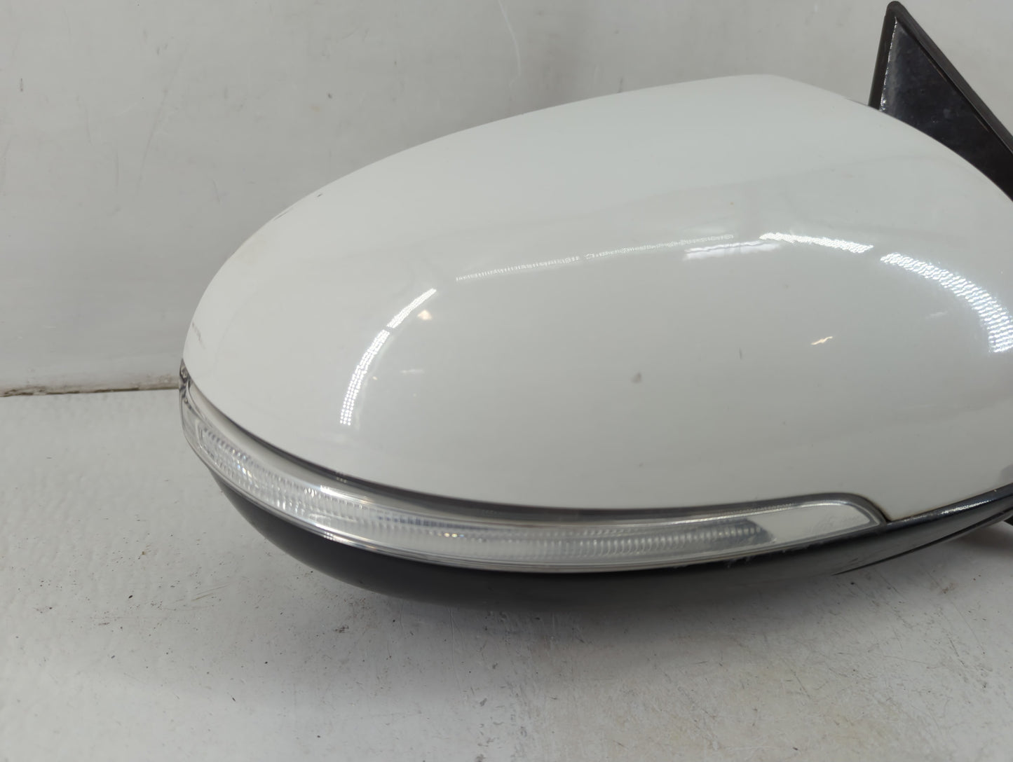 2016-2020 Kia Sorento Passenger Side View Mirror - Right Door Mirror OEM Used - Oemusedautoparts1.com